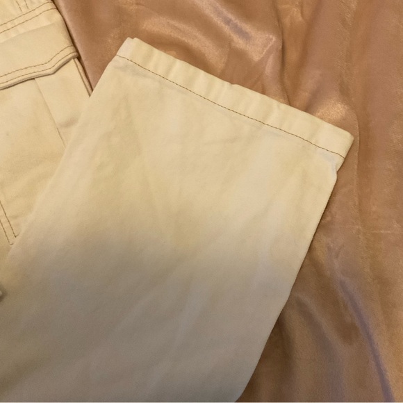 BDG skate Cream Multi-Pocket Cargo Pant size W24 L32 - Picture 10 of 16